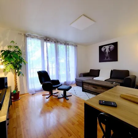 Proche Rouen - 2 Pieces Апартаменты *